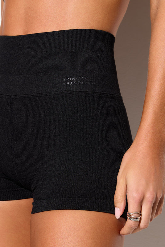 Seamless Love Shortie